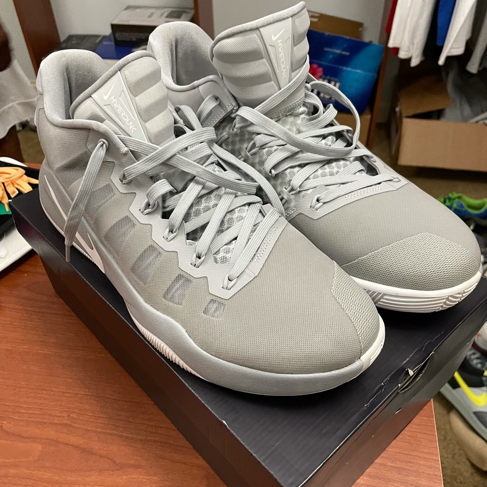 Men’s Nike Hyperdunk Size 15